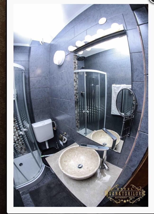 Hanul Vanatorilor Buzău Extérieur photo